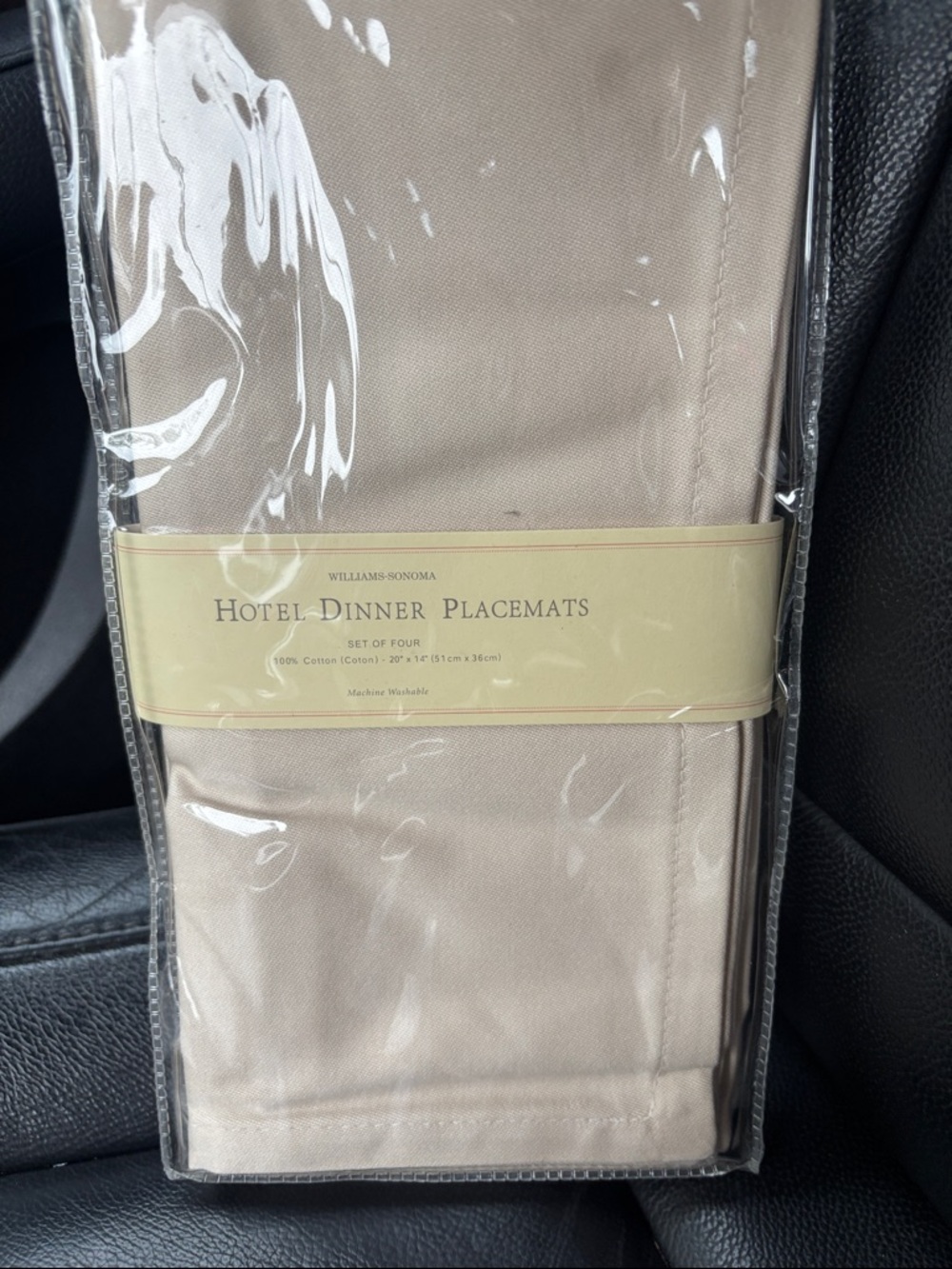 NWT Package of Four Williams Sonoma Hotel Dinner Placemats